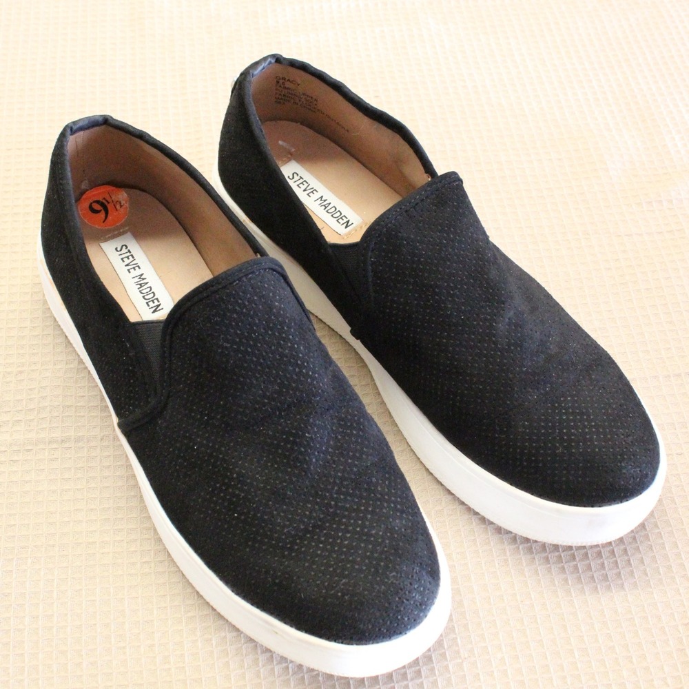 Steve Madden Gracy Black Perforated Slip On Sneakers 9.5 Minimalist Streetwear